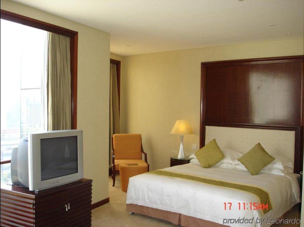 Regal Plaza Hotel, Hangzhou Room photo