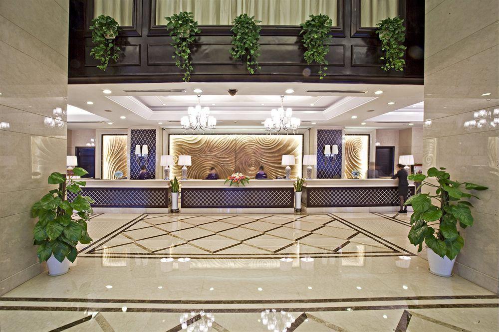 Regal Plaza Hotel, Hangzhou Exterior photo